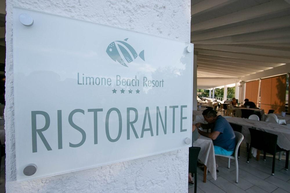 Limone Beach Resort Castiadas Εξωτερικό φωτογραφία